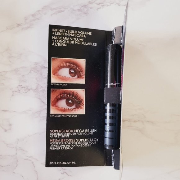 MAC Stack Mascara - Picture 2 of 5